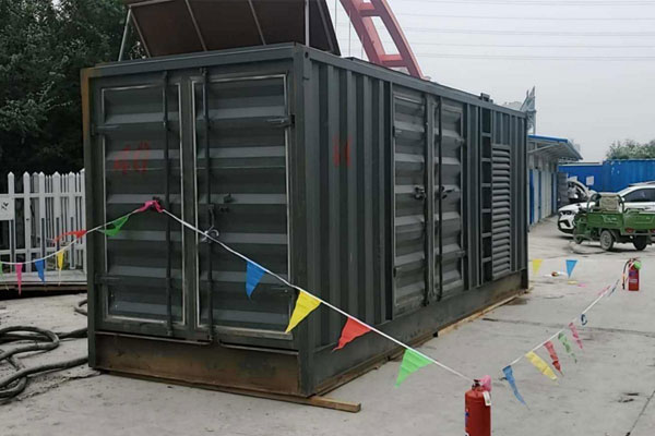 安远发电机租赁空气滤清器多久更换一次？